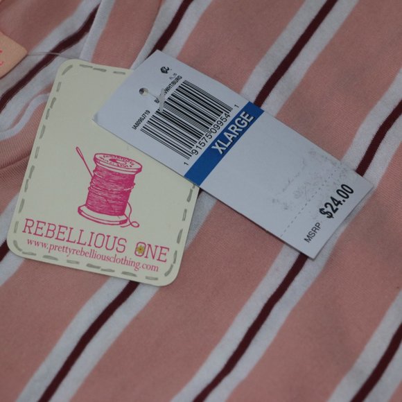 Rebellious One | Striped Unfinished Crop Top - Picture 5 of 7